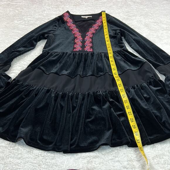 Chelsea and Violet black velvet and embroidered long sleeved dress, size xs - Picture 5 of 9